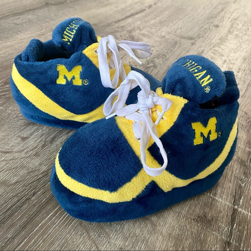 Michigan Wolverines Original Comfy Feet Sneaker Slippers